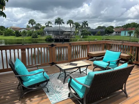5217 SW 87th Avenue Cooper City FL 33328