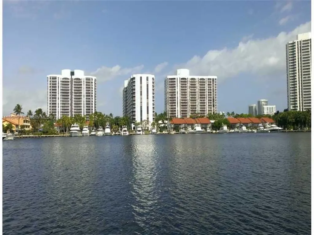 3600 Yacht Club Drive Aventura FL 33180