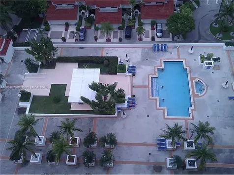 3600 Yacht Club Drive Aventura FL 33180