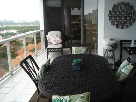 3600 Yacht Club Drive Aventura FL 33180