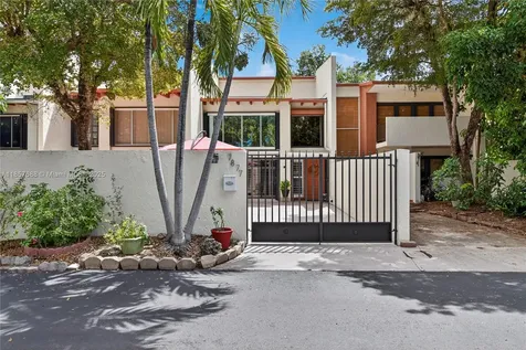 7877 SW 105th Place Miami FL 33173