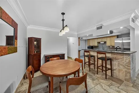 7877 SW 105th Place Miami FL 33173