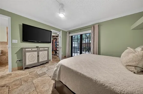 7877 SW 105th Place Miami FL 33173