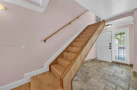 7877 SW 105th Place Miami FL 33173
