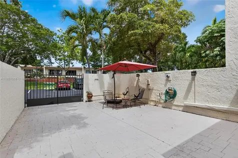 7877 SW 105th Place Miami FL 33173