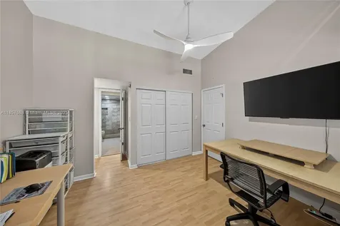 7877 SW 105th Place Miami FL 33173