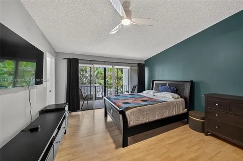 7877 SW 105th Place Miami FL 33173