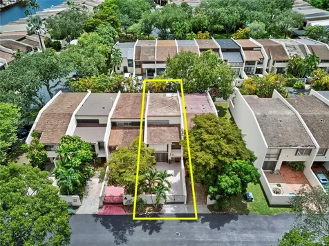 7877 SW 105th Place Miami FL 33173