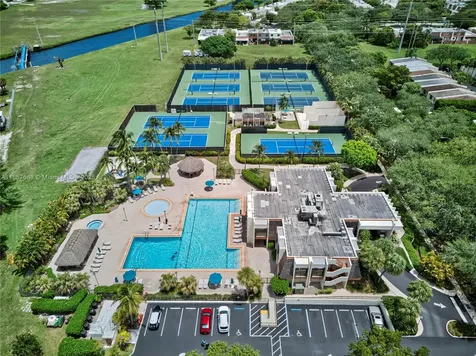 7877 SW 105th Place Miami FL 33173
