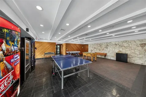 7877 SW 105th Place Miami FL 33173