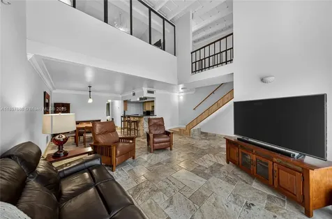 7877 SW 105th Place Miami FL 33173
