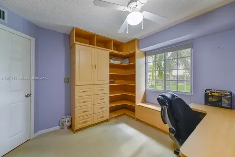 2811 NE 185th Street Aventura FL 33180