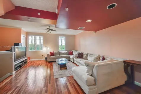 2811 NE 185th Street Aventura FL 33180