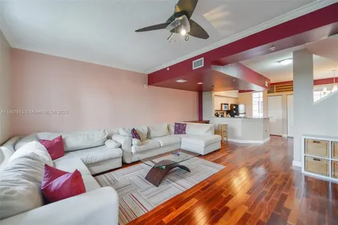 2811 NE 185th Street Aventura FL 33180