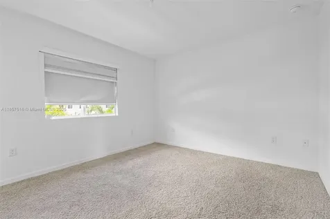 2431 SE 10th Court Homestead FL 33035