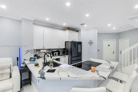 1206 NW 100th Avenue Pembroke Pines FL 33024