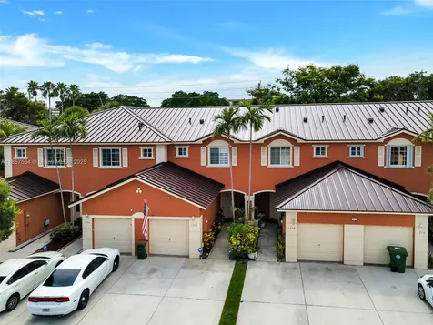 1206 NW 100th Avenue Pembroke Pines FL 33024