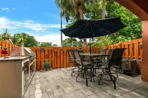1206 NW 100th Avenue Pembroke Pines FL 33024