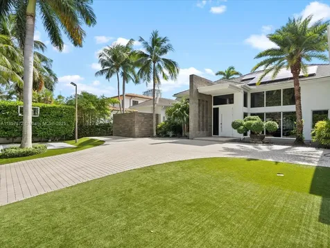 224 S Island Golden Beach FL 33160