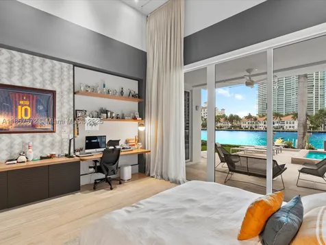 224 S Island Golden Beach FL 33160