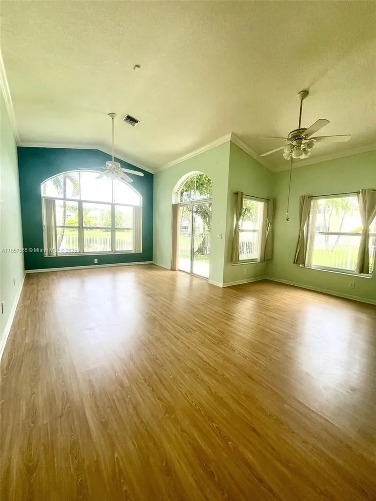 11103 NW 46 Drive Coral Springs FL 33076