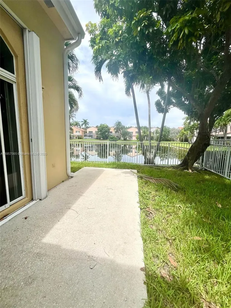 11103 NW 46 Drive Coral Springs FL 33076