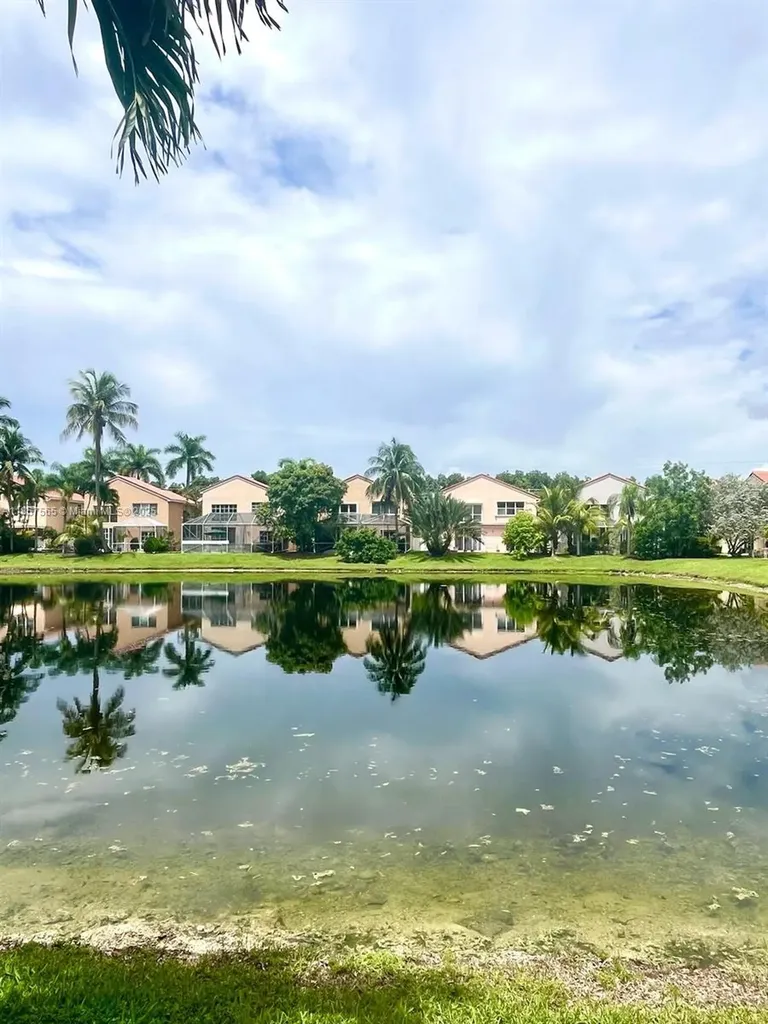 11103 NW 46 Drive Coral Springs FL 33076