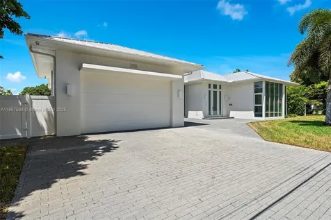 2815 NE 26th Place Fort Lauderdale FL 33306