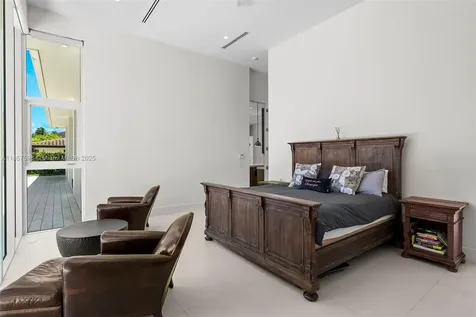 2815 NE 26th Place Fort Lauderdale FL 33306