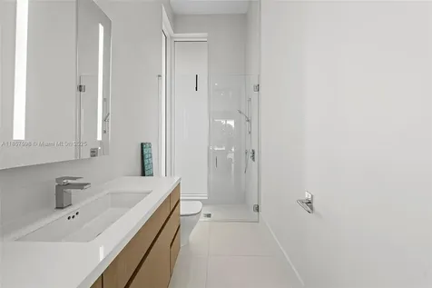 2815 NE 26th Place Fort Lauderdale FL 33306