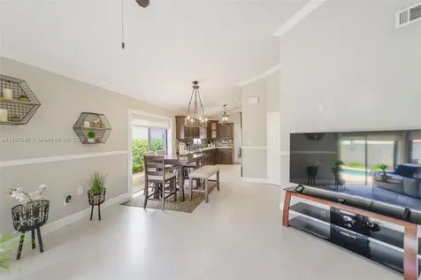 11300 SW 4th Street Pembroke Pines FL 33025