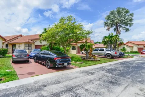 11300 SW 4th Street Pembroke Pines FL 33025