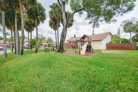 11300 SW 4th Street Pembroke Pines FL 33025