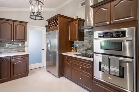 11300 SW 4th Street Pembroke Pines FL 33025