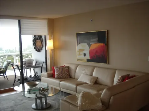 3600 Yacht Club Drive Aventura FL 33180