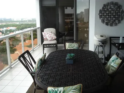 3600 Yacht Club Drive Aventura FL 33180