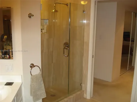 3600 Yacht Club Drive Aventura FL 33180