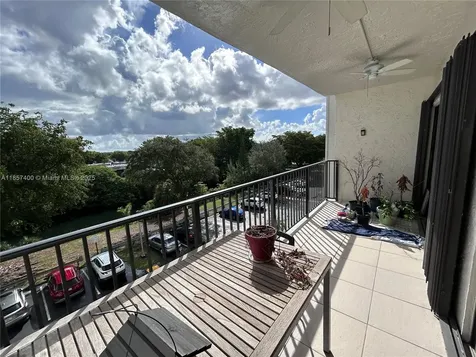 14201 SW 66th Street Miami FL 33183
