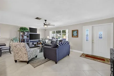 8101 NW 59th Place Tamarac FL 33321