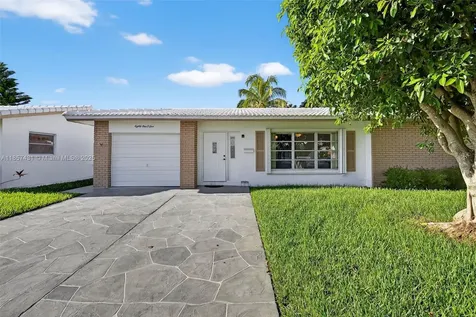 8101 NW 59th Place Tamarac FL 33321