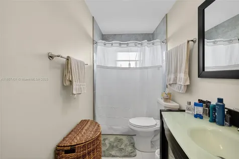 8101 NW 59th Place Tamarac FL 33321