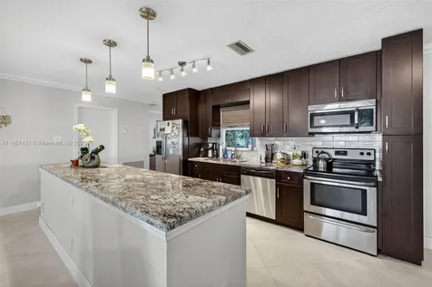 8101 NW 59th Place Tamarac FL 33321
