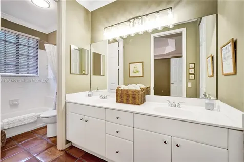 1577 Passion Vine Circle Weston FL 33326