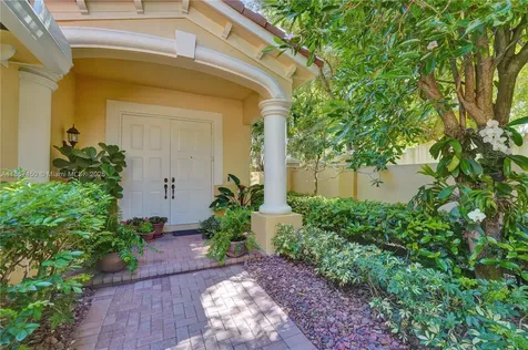 1577 Passion Vine Circle Weston FL 33326