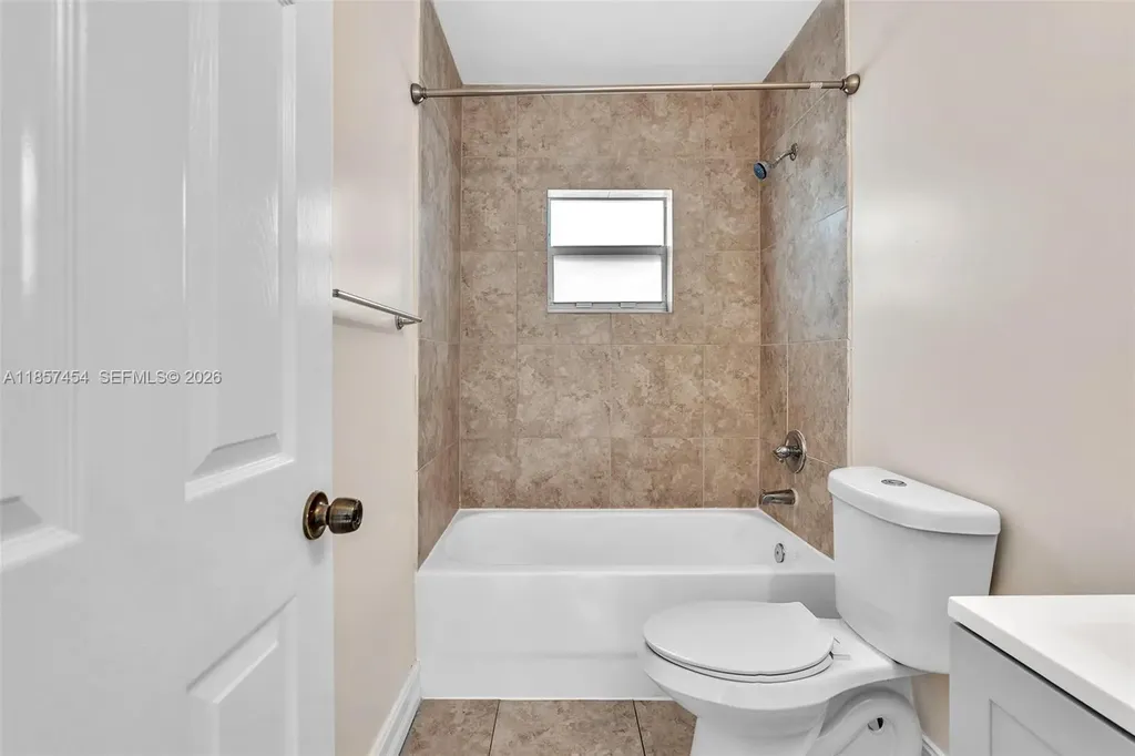 202 NW 14th Avenue Fort Lauderdale FL 33311