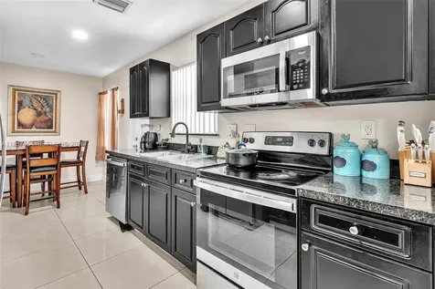 202 NW 14th Avenue Fort Lauderdale FL 33311