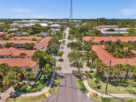 202 NW 14th Avenue Fort Lauderdale FL 33311