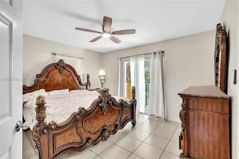 202 NW 14th Avenue Fort Lauderdale FL 33311