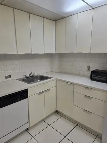 16851 NE 23rd Avenue North Miami Beach FL 33160