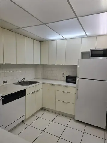 16851 NE 23rd Avenue North Miami Beach FL 33160